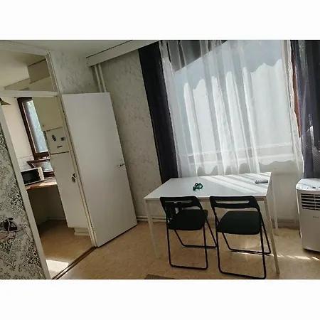 Apartment Near Tikkurila Railwaystation With Free Parking Vantaa Buitenkant foto