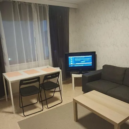 Apartment Near Tikkurila Railwaystation With Free Parking Vantaa Buitenkant foto