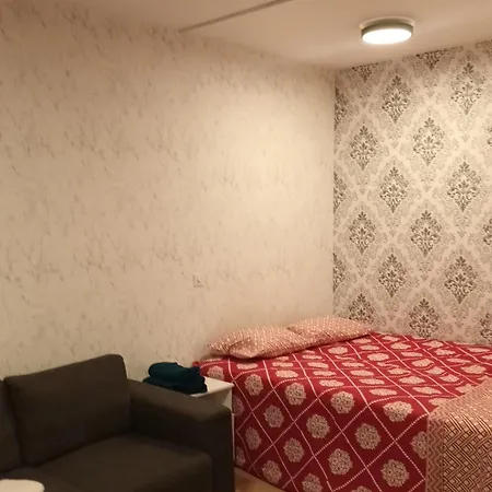 Apartment Near Tikkurila Railwaystation With Free Parking Vantaa Buitenkant foto